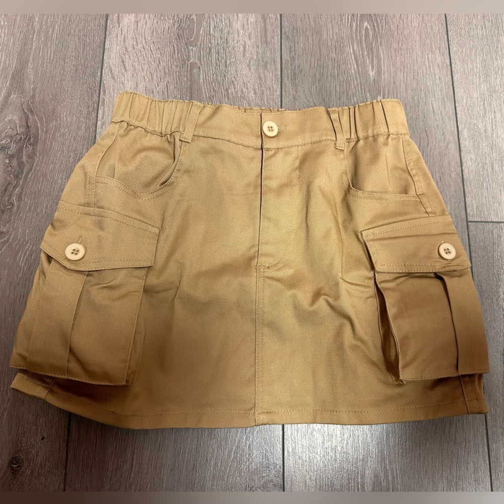 Men's Tan Cargo Shorts